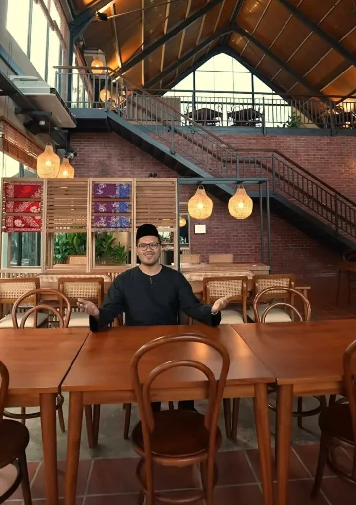 Khairul Aming di dalam Rembayung